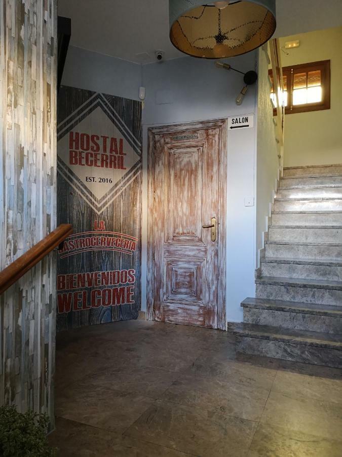 Hostal Becerril Becerril de la Sierra Exterior photo